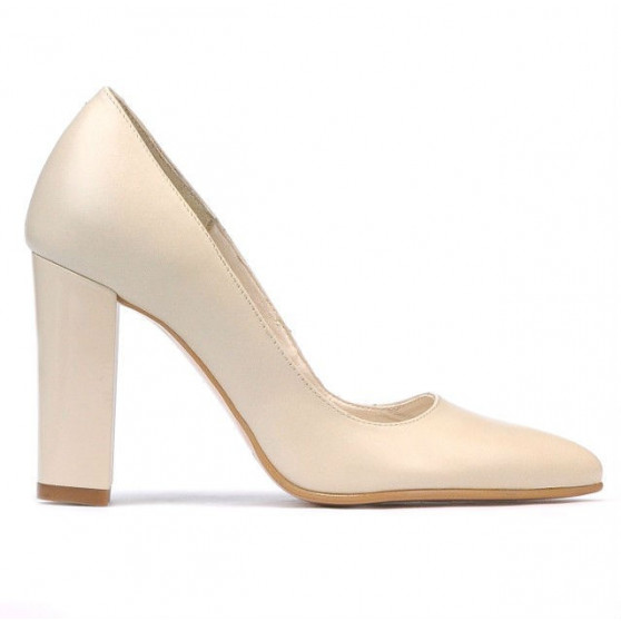 Women stylish, elegant shoes 1261 beige