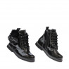Small children boots 38c patent black