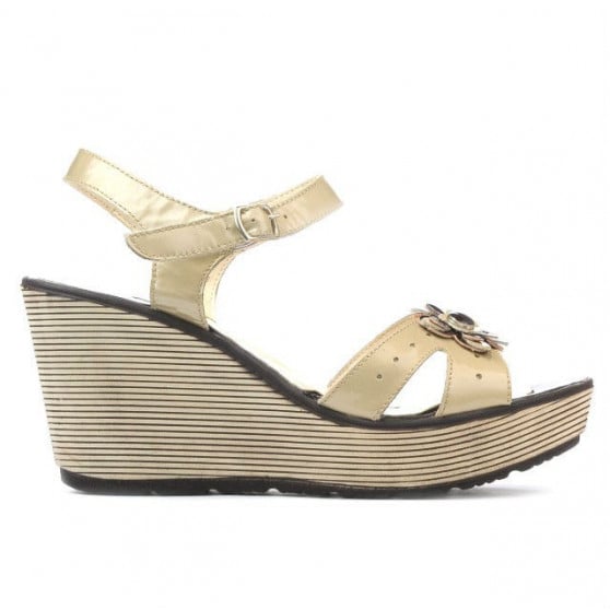 Women sandals 5006 patent beige