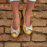 Children shoes 174 yellow pearl combined