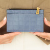 Portcard 209g croco blue sky
