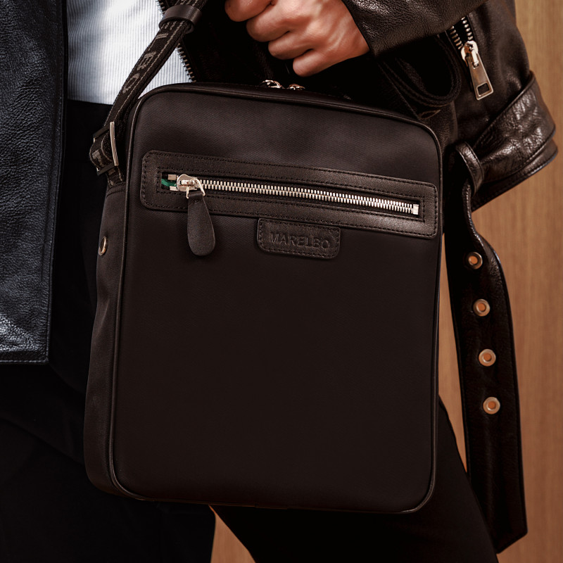 Geanta barbati de umar 304g 01 tesut negru+napa negru lifestyle